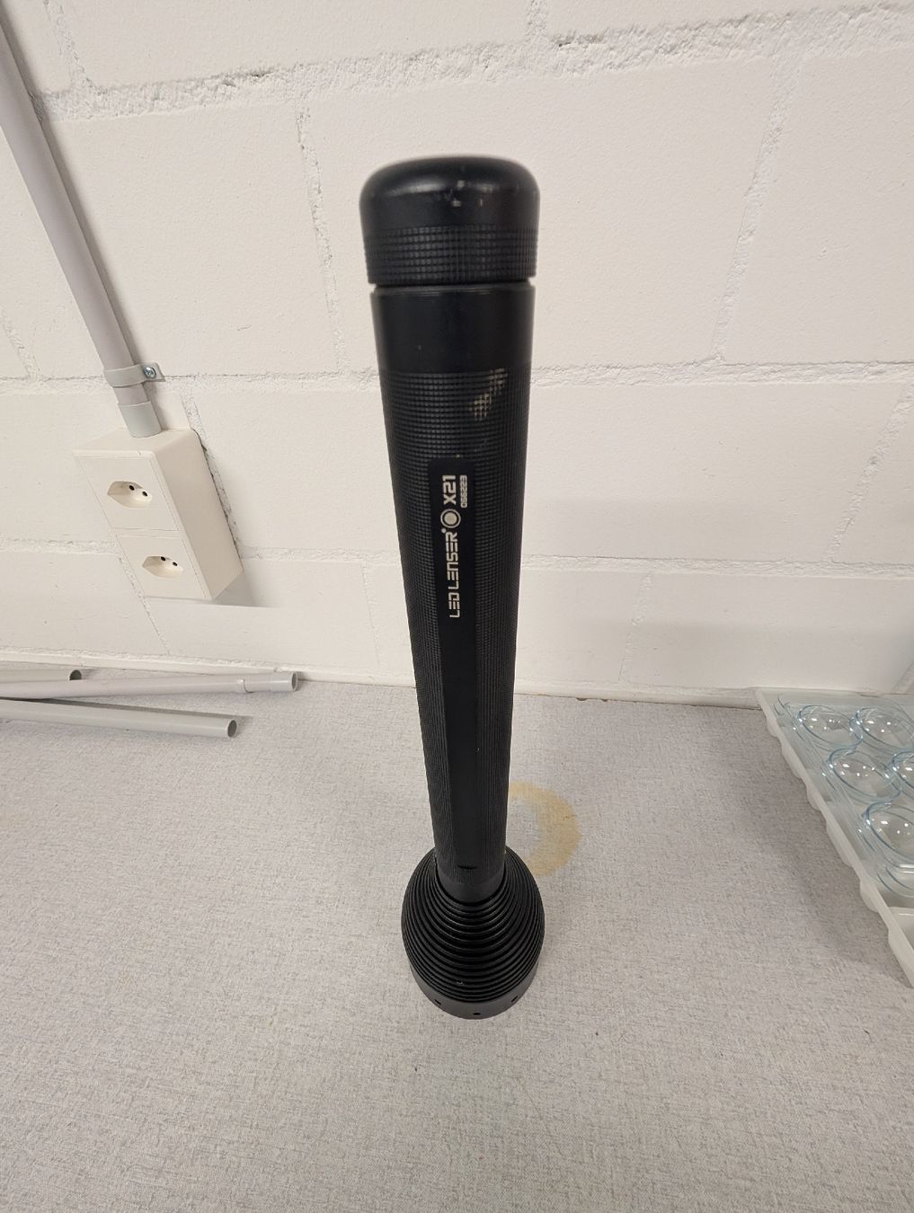 Ledlenser Lampade: LED Lenser X21 Taschenlampe – Usato da Spiez venduto da Tomweader 4