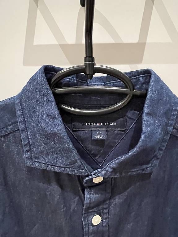 Camicie: Tommy Hilfiger Hemd dunkelblau – Usato da Zürich venduto da BigRock89 2