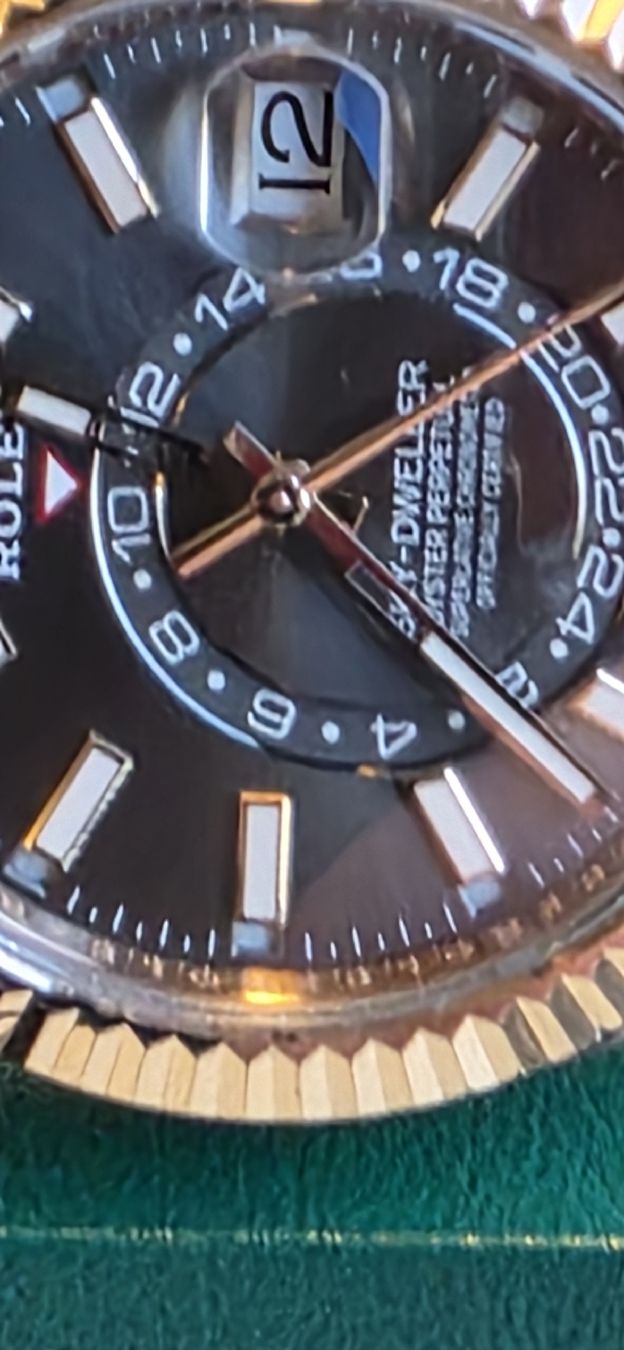 Rolex Orologi: Rolex Sky Dweller or rose 2019 – Nuovo e nell'imballaggio originale da Clarens venduto da jea_9z7g 5