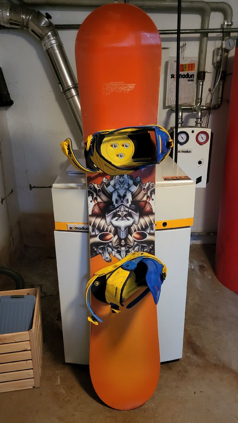 Board: Snowboard 160cm – Usato da Gals venduto da MatthieuK