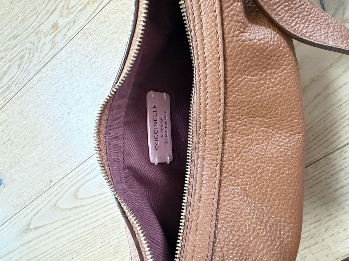 Coccinelle Borse da donna: Coccinelle crossbody  – Nuovo (secondo la descrizione) da Küsnacht ZH venduto da lfo_f8w5 1