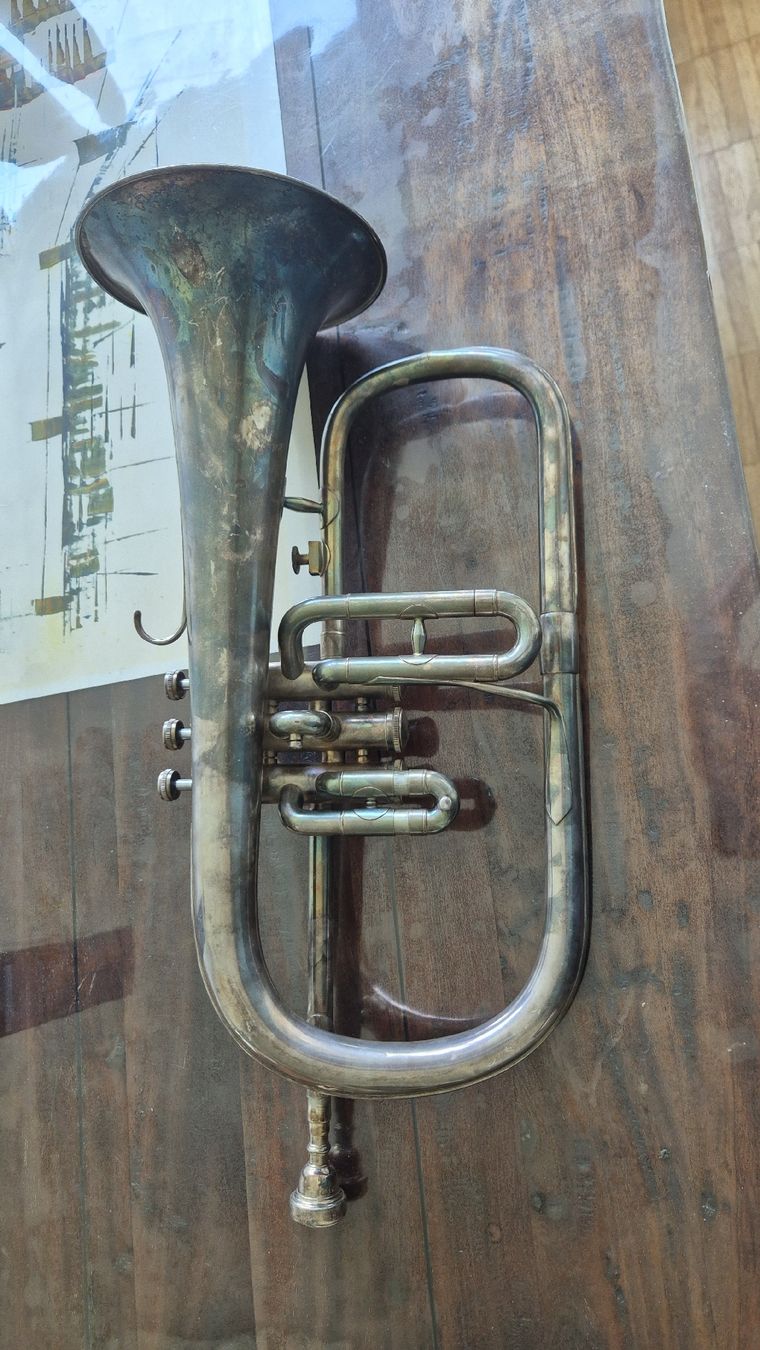 Strumenti musicali: Flügelhorn Willson Kurrath – Usato da Rämismühle venduto da beni0010