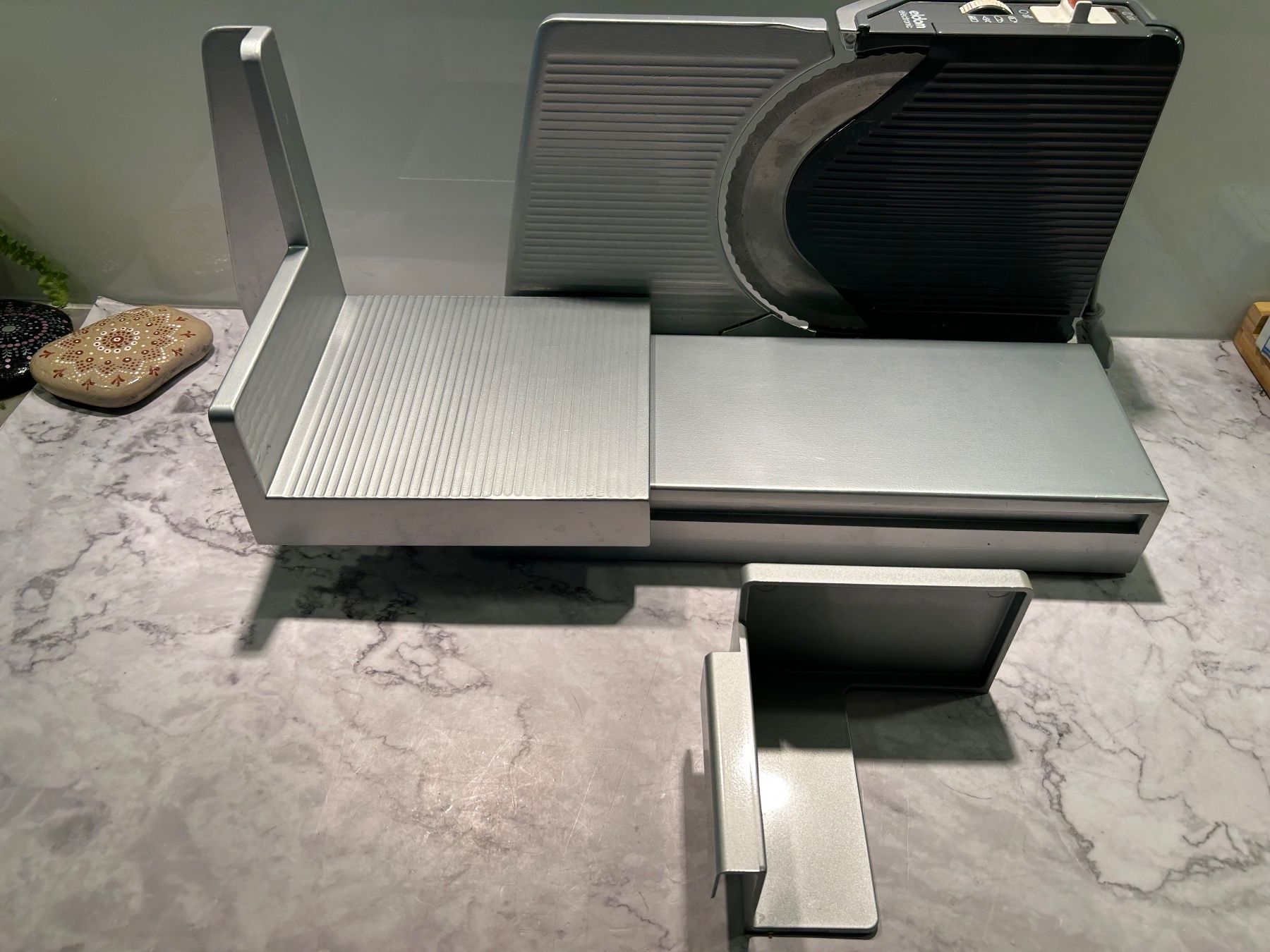 Appareils de cuisine: eldom electronic Schneidemaschine Brot Fleisch Käse Gemüse – D'occasion à Basel par toy_t8bb