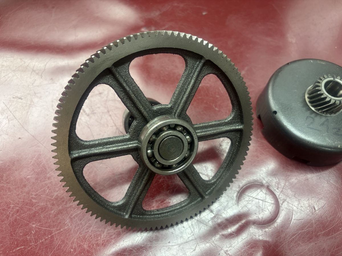 Puch Pièces pour mobylette: Mofa Puch E50 Getriebe 106/21z – D'occasion à Latterbach par Bbutz98 5
