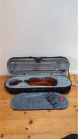 Violine mit Etui und Bogen
