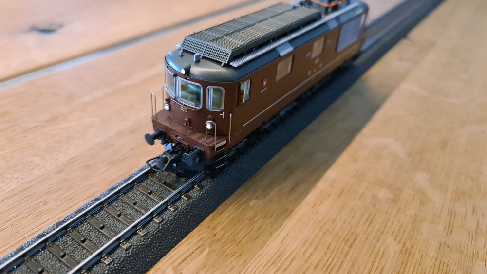 Roco H0 79781 BLS Re 4/4 185 (Neu (gemäss Beschreibung)) in Anglikon ...