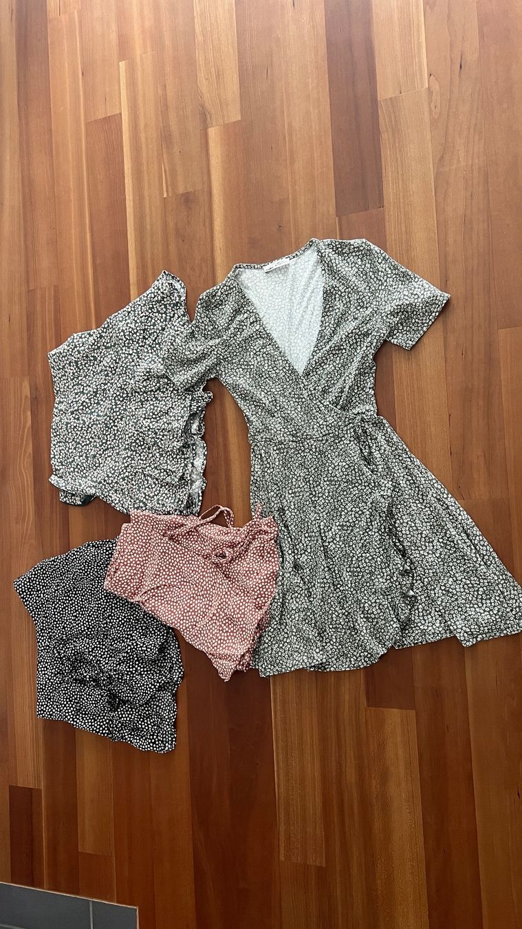 Vestiti & Gonne: 3 Pull& Bear Röcke (mit Hose) und ein Kleid – Usato da Cham venduto da Guterprei1