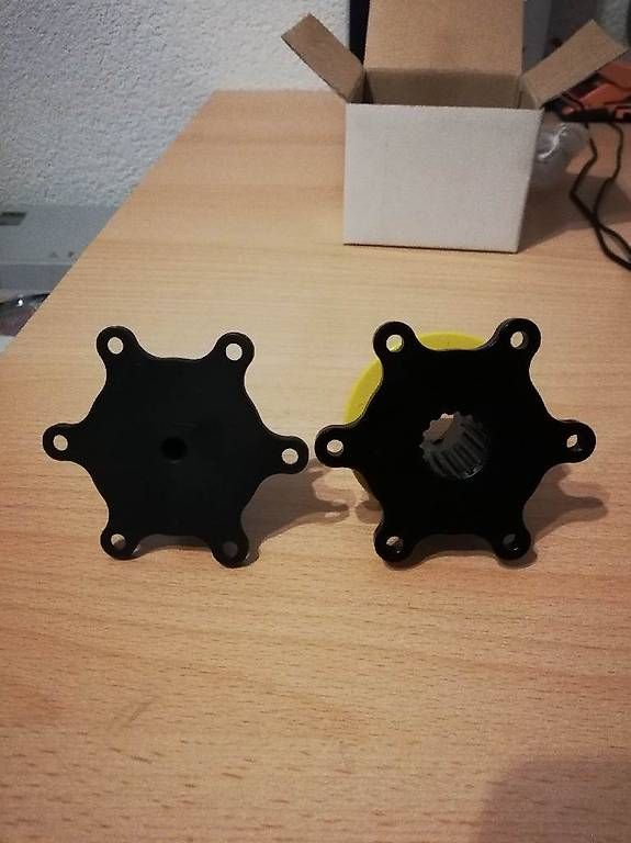 Tutti pezzi di ricambio auto: QR3 6 Bolt GT Steering Quick Release – Nuovo e nell'imballaggio originale da Delémont venduto da Eschmann1 2