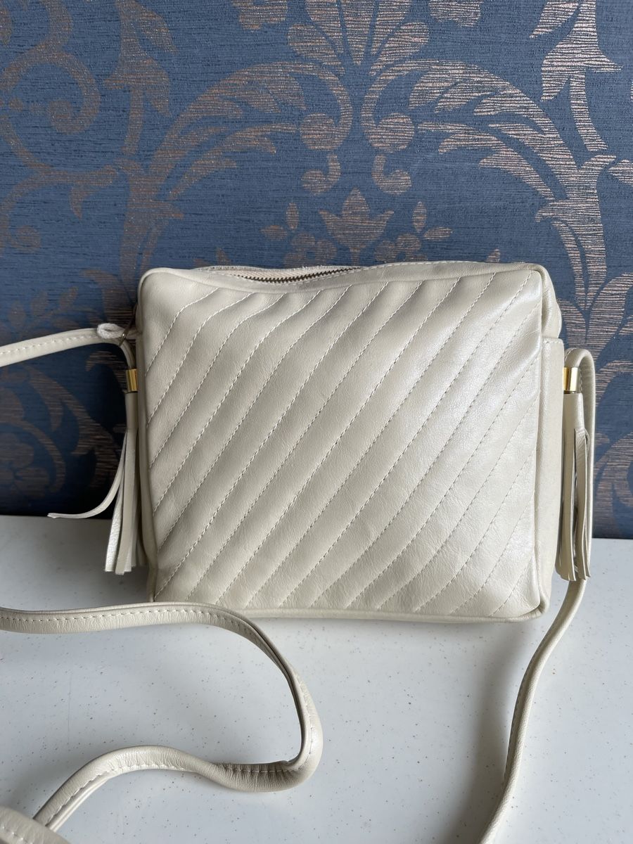 Borse da donna: Vintage Ledertasche – Usato da Stallikon venduto da BaumArt