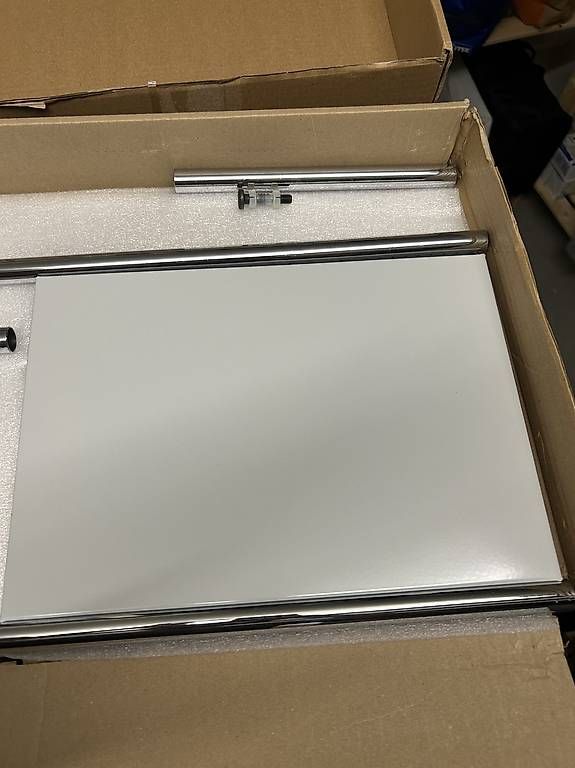 USM Scaffali: USM Haller Pieces (Rods and Side Panel Light Gray) – Usato da Thalwil venduto da pal_x28f 2