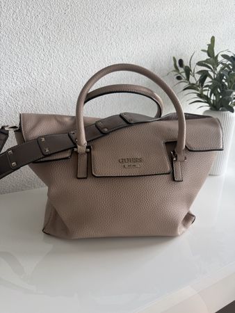 Guess Tasche