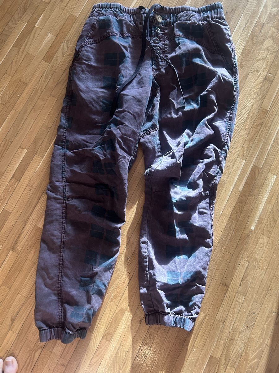 Pantaloni: Hose Anthropologie – Usato da zürich venduto da N2424