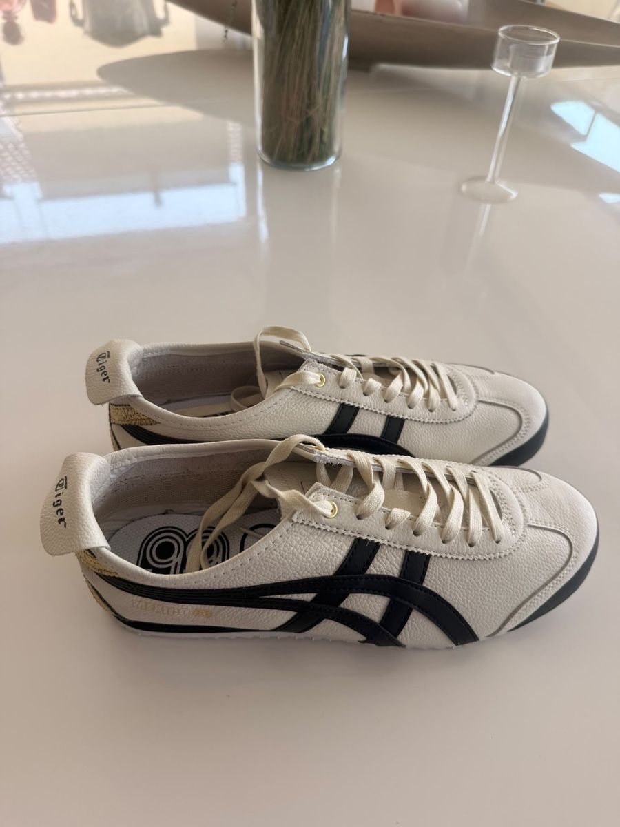 Onitsuka Scarpe da uomo: Onitsuka Tiger 🐯 Mexico 66 – Nuovo (secondo la descrizione) da Fribourg venduto da DayaneH. 1