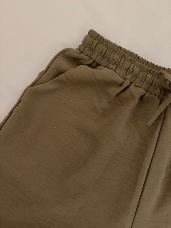 Damen Shorts beige mit gliter Gr. XL/XXL neu