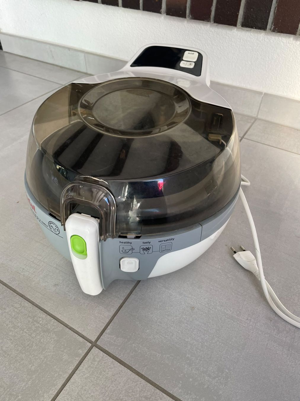 Tefal Appareils de cuisine: Heisluft Friteuse Tefal – D'occasion à Bigorio par Teghi 1