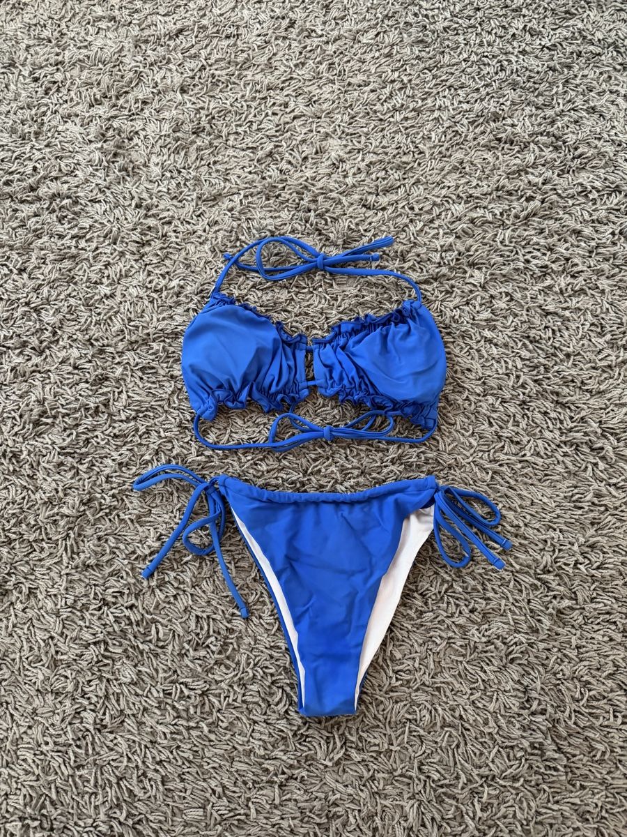 Badekleider & Bikinis: Bikini dunkelblau – Gebraucht aus Frümsen von laura002 1