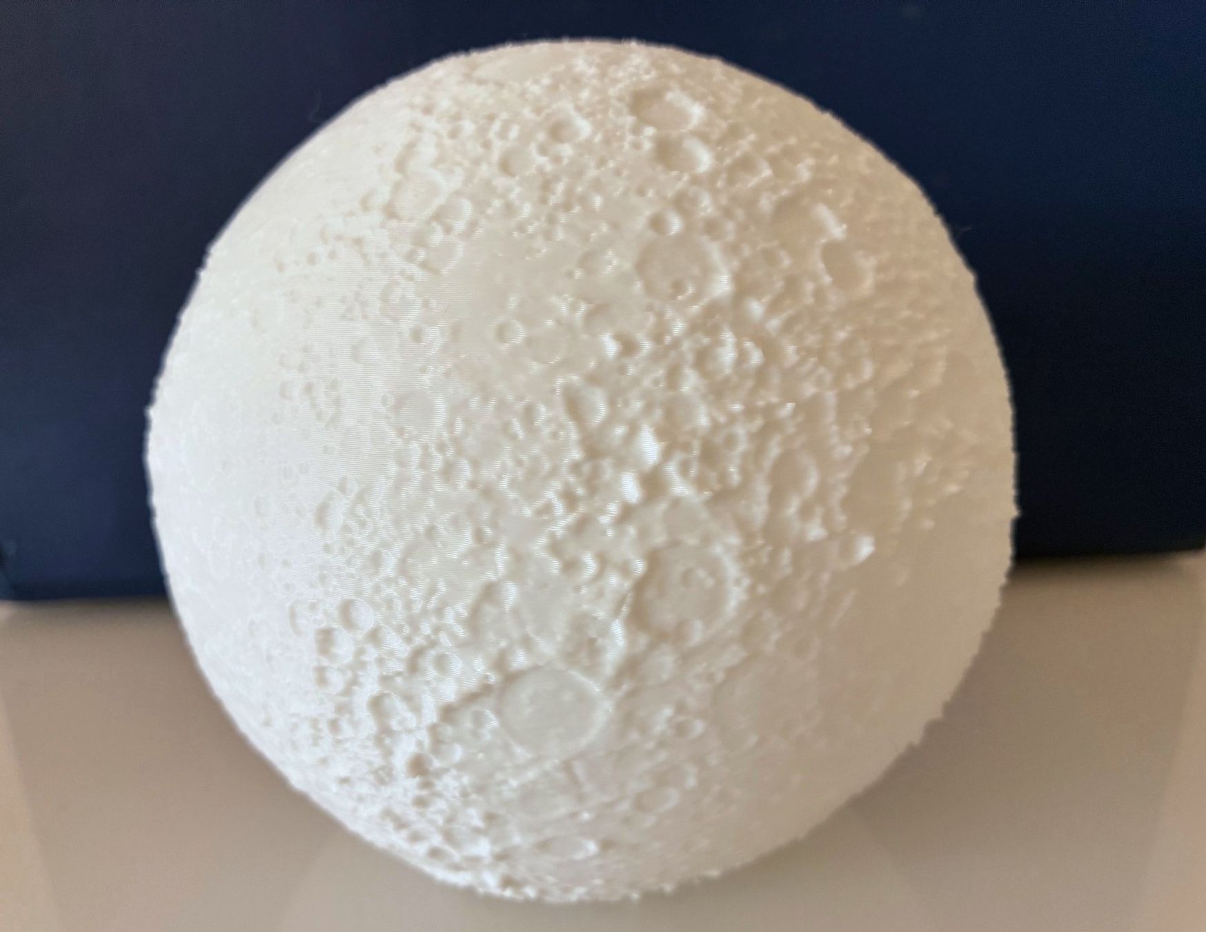 Tutte le decorazioni: Dekoration 3D Mond Kugel weiss NEU – Usato da Sissach venduto da tu44 1