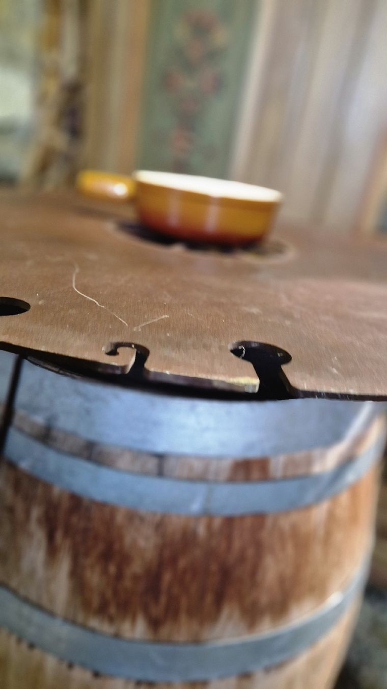 Allestimento di negozi e stand fieristici: Fonduebar – Usato da Giswil venduto da Jndira 5