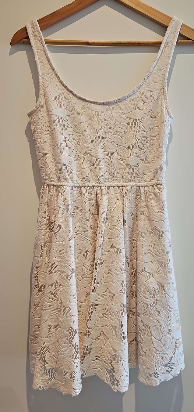 Zara Kleider: Zara Summer Dress - Size S – Gebraucht aus Ostermundigen von gar_lv2x