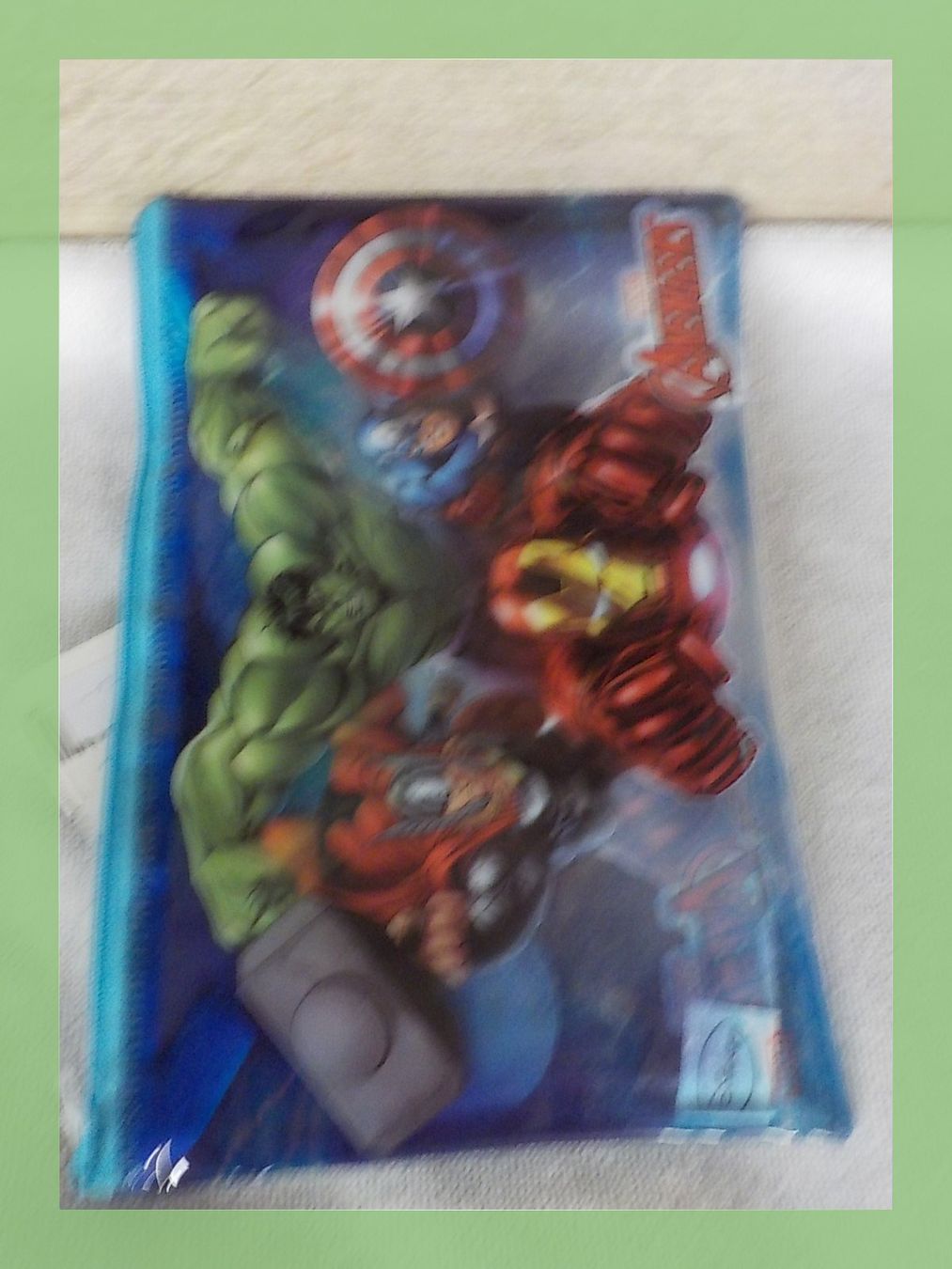 Astucci : Avengers Mäppli Federmäppchen Reissverschluss Etui Comic – Nuovo (secondo la descrizione) da Bülach venduto da Freieck 5