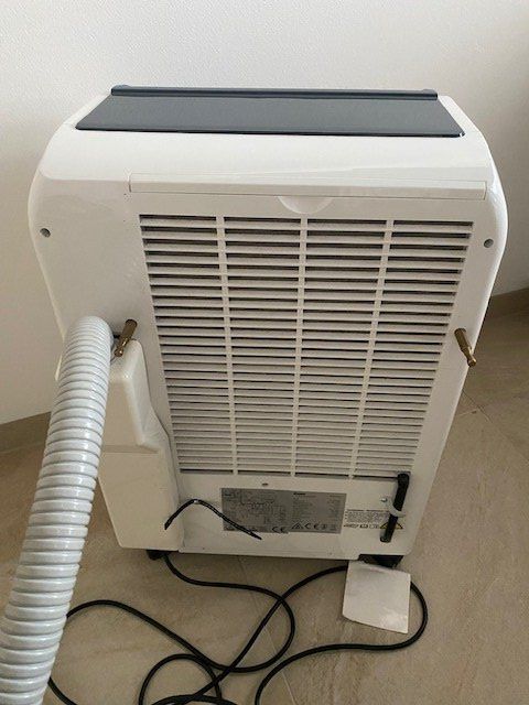 Novamatic Condizionatori: NovamaticCL 1590 long Split – Usato da Niederhasli venduto da Tigerproduct 8
