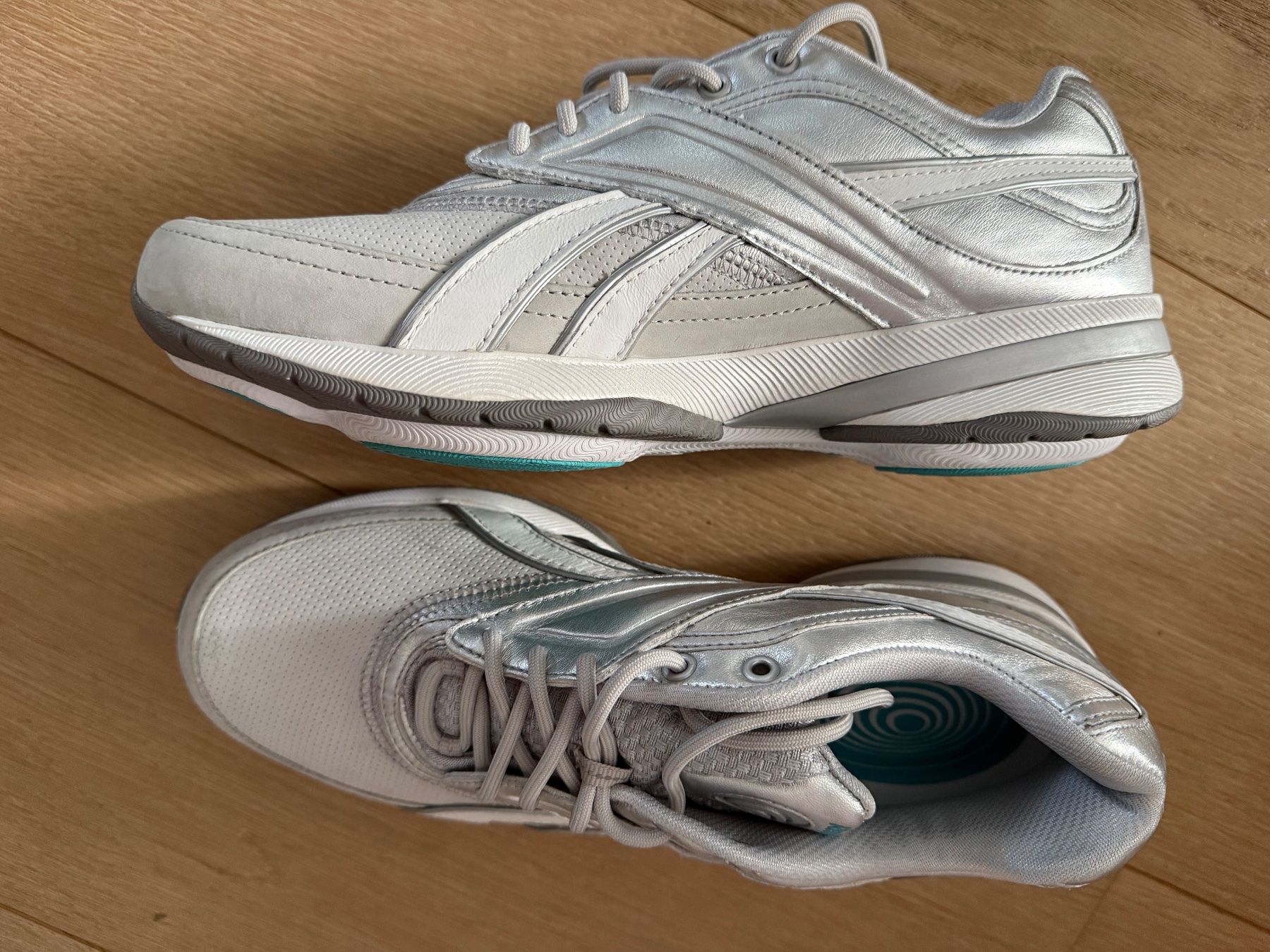 Sneaker von Reebok für Damen Silber 38,5 EasyTone NEU (Neu (gemäss ...