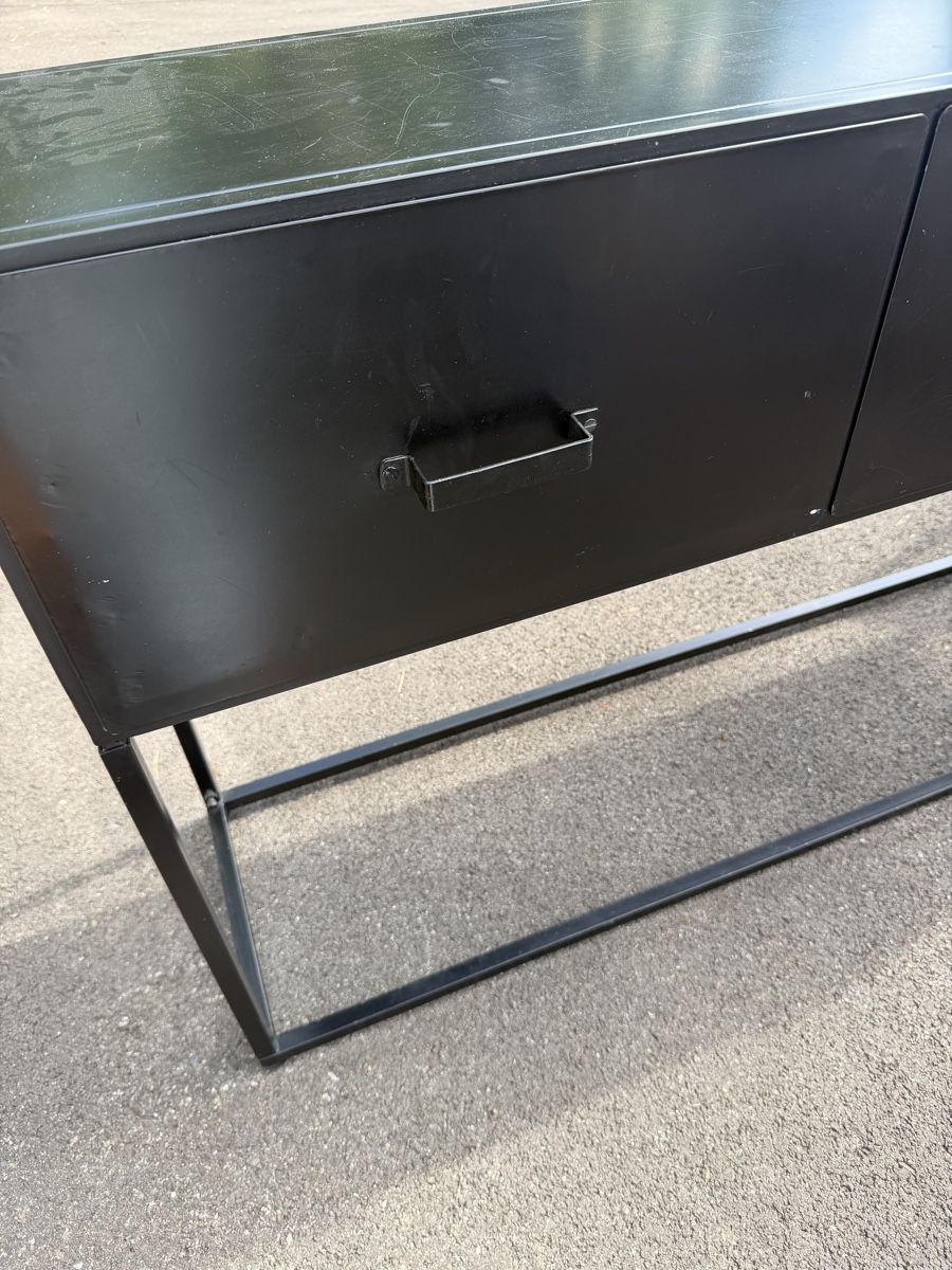 Mobili TV: Sideboard schwarz mit drei Schubladen – Usato da Zürich venduto da Mel_Ayde 4