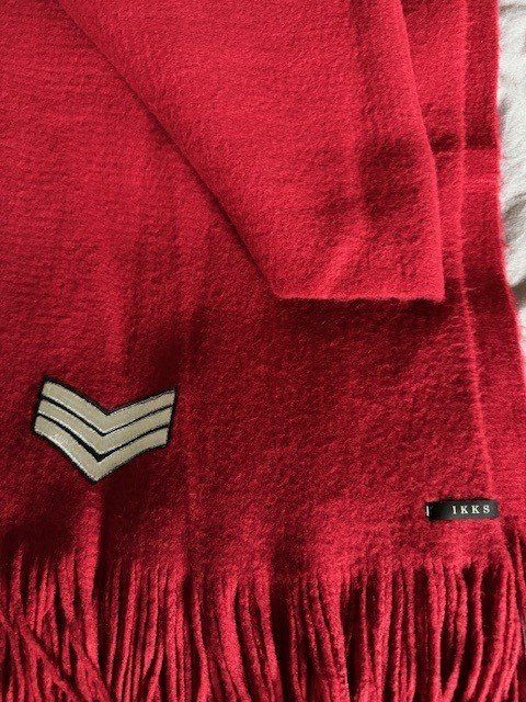 IKKS Foulards & écharpes: Echarpe rouge IKKS – D'occasion à Perly par dwight14 2