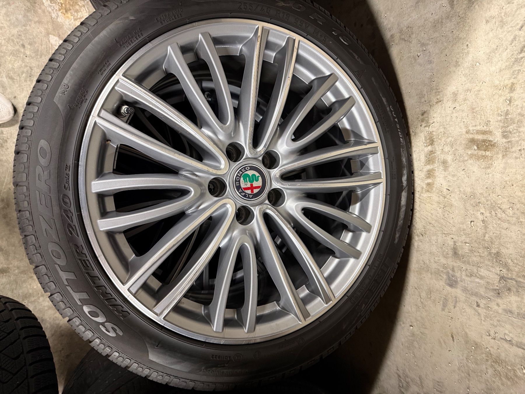 Pneumatici & Ruote complete: Alfa Romeo Giulia Winterrad – Usato da Bösingen venduto da Demoda 5