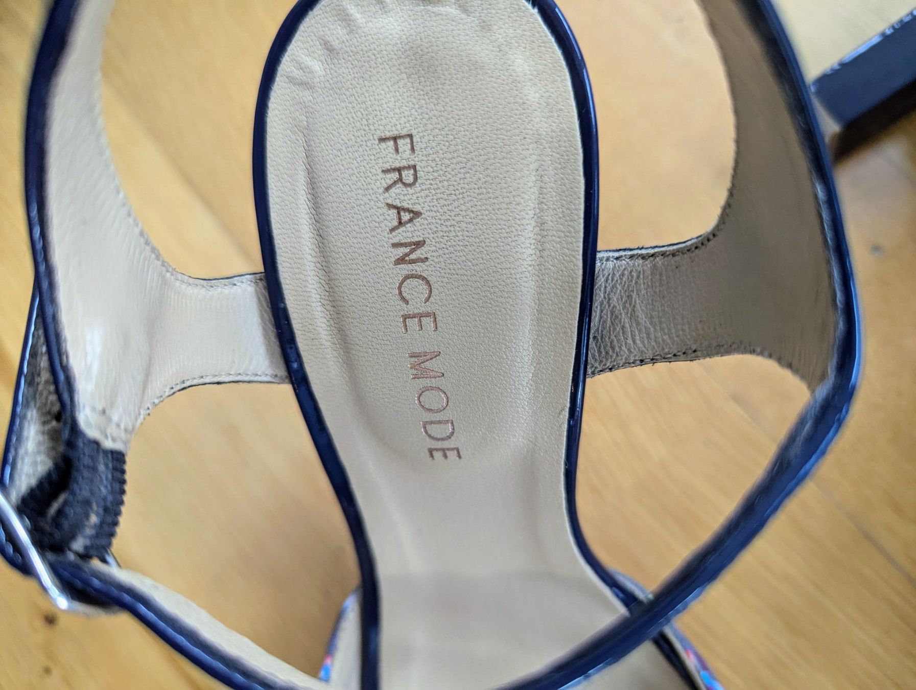 Scarpe da donna: Ledersandale mit Blockabsatz Blau Gr 35 – Nuovo (secondo la descrizione) da Zürich venduto da kul_dw6v 3