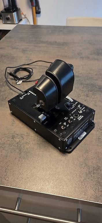 Controller: Thrustmaster Hotas Warthog Dual Throttle – Usato da Vernier venduto da the_p7gg 4