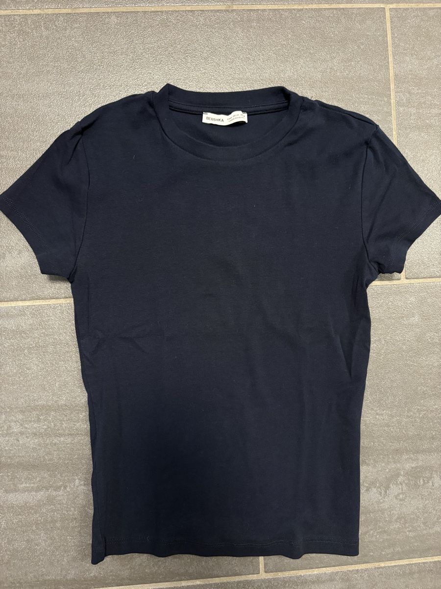 Bershka T-shirts: Bershka T-Shirt M – D'occasion à Rümlang par svent 1