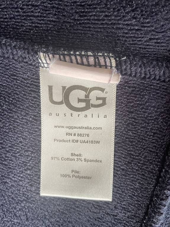 Giacche: Veste UGG avec capuchon  – Usato da Troinex venduto da nadinebmichaelson 3
