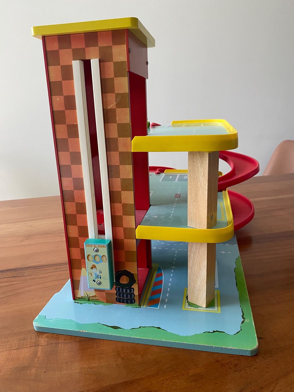 Jouets: Garage Holz Kinder – D'occasion à Zürich par ter_6v82 2
