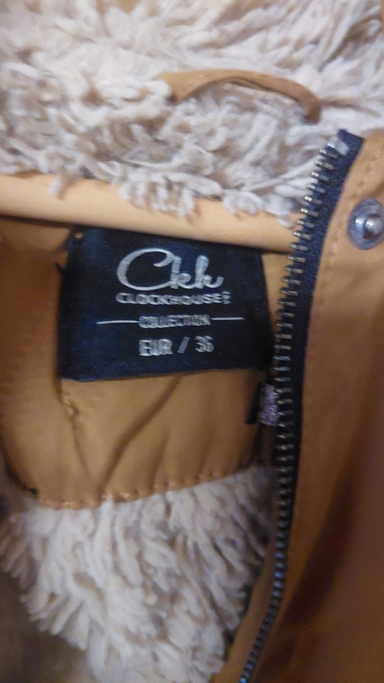 C&A Giacche: Winterjacke gr.36/C&A Jacke,gut erhalten – Usato da Basel venduto da O-MEGA 1