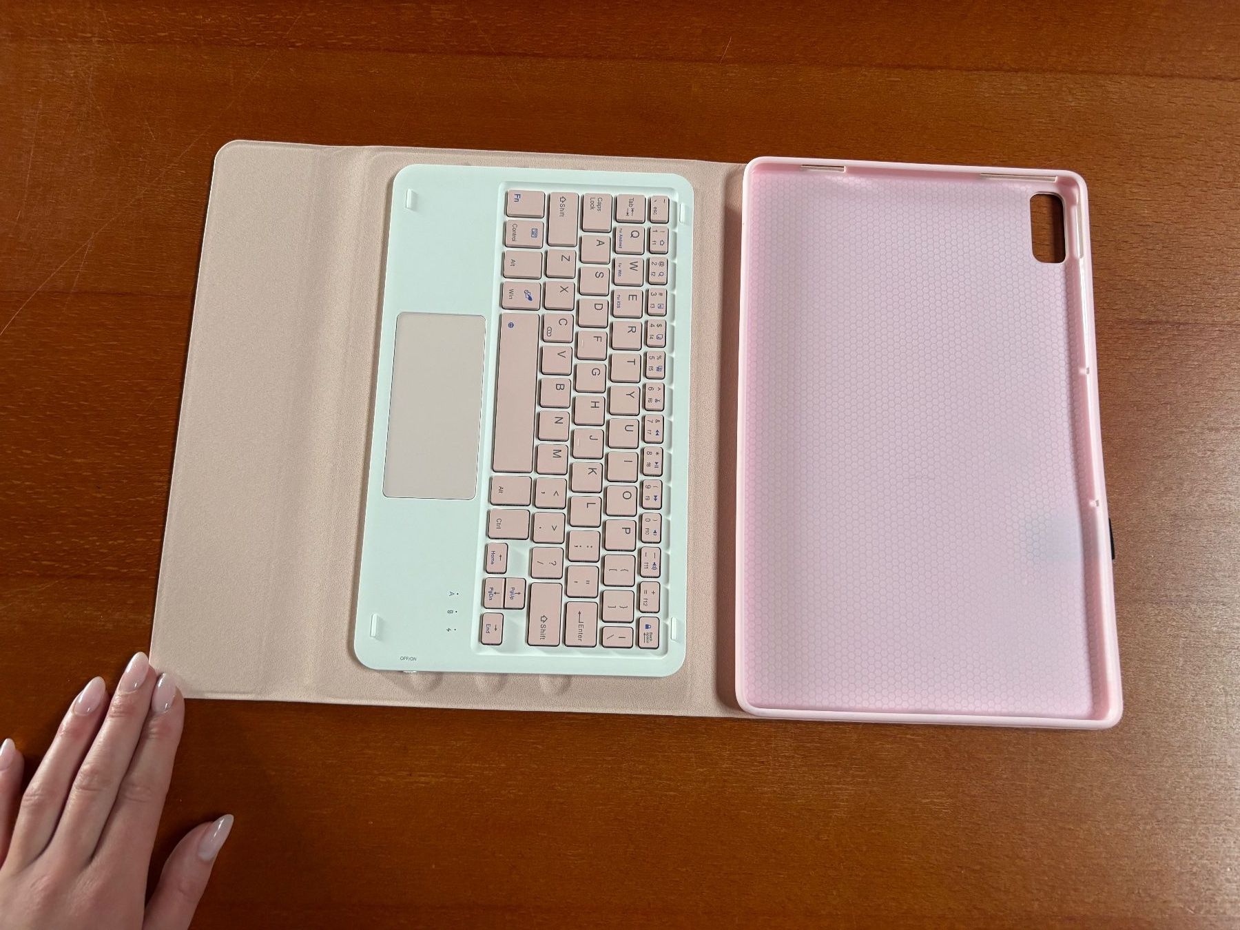 Covers & Taschen: Rosa Tablett Cover, magnetischem Keyboard, Tab P11 2nd Gen – Neu (gemäss Beschreibung) aus Oberbuchsiten von annaxlunax 1