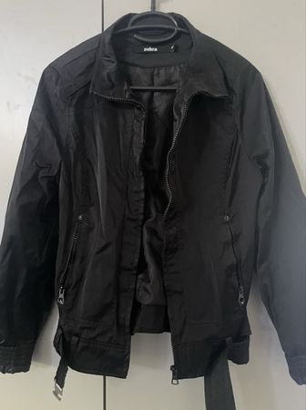 Schwarze Übergangsjacke von Zebra, Grösse M - Top Deal!