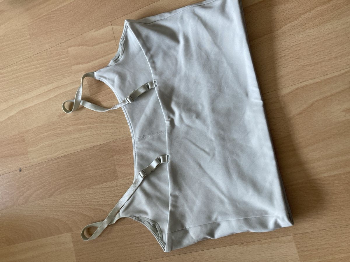 H&M Top: Sport Top – Usato da Zürich venduto da LaraS30 1
