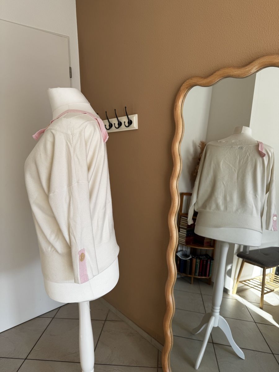 Maglioni & Felpe: Weicher Pulli mit süssen rosa Details, Grösse XL – Usato da Muttenz venduto da einfach-schoen 1