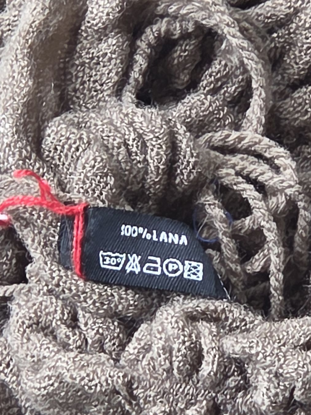 Foulard & Sciarpe: Schal, 100 % Wolle, 35 x 200 cm – Nuovo e nell'imballaggio originale da Frauenfeld venduto da Schenken-mit-Herz 1