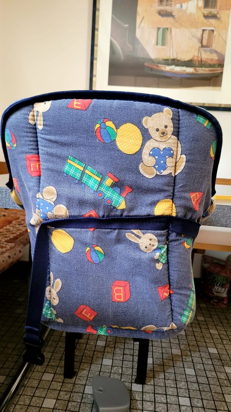 Hocker: Tischsitz für Babys – Gebraucht aus Bühler von Sarah_Cunha 2