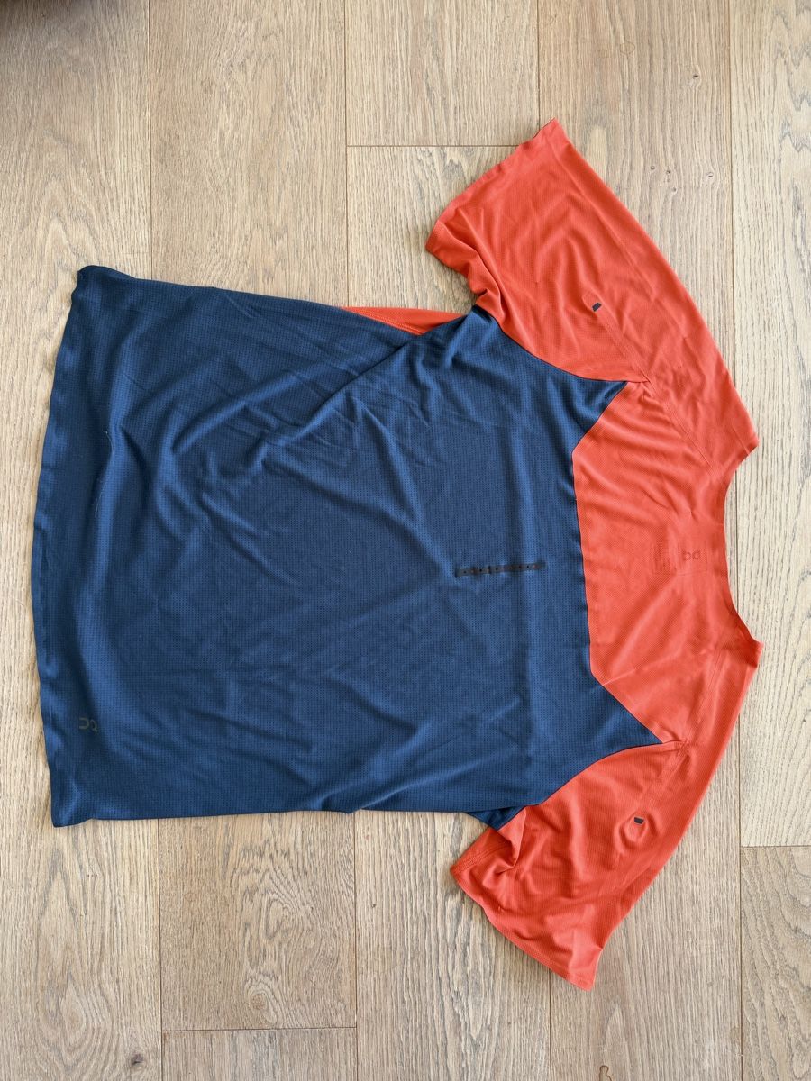On T-shirt: On Performance T Herren Grösse L – Usato da Zürich venduto da z00mie 6