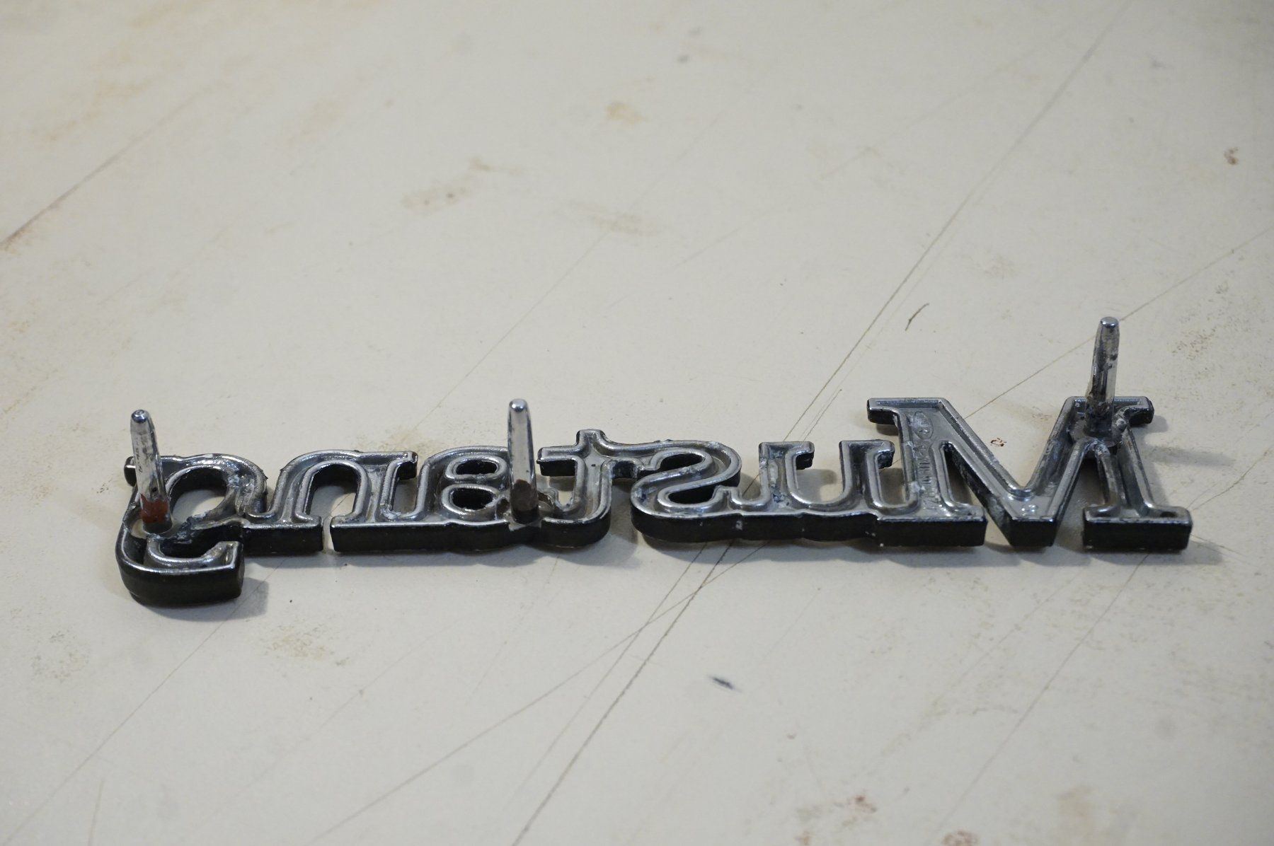 Ford Placchette & Badge: Badge Ford Mustang – Usato da Ependes VD venduto da Cartonabanane 2
