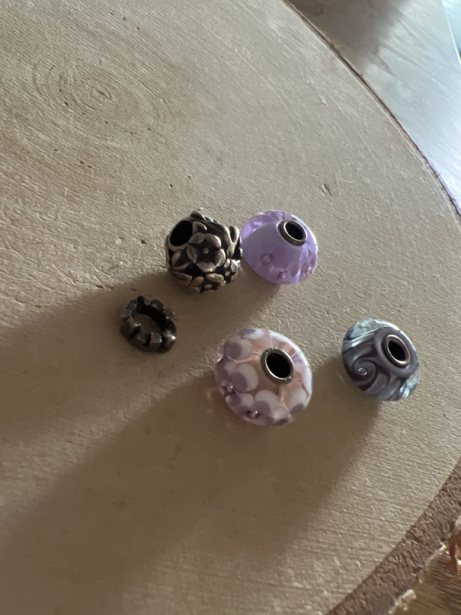 Anhänger: 5 Trollbeads assorted charms 3 glass 2 silver charms – Gebraucht aus Egg b. Zürich von ZeroWaste 1