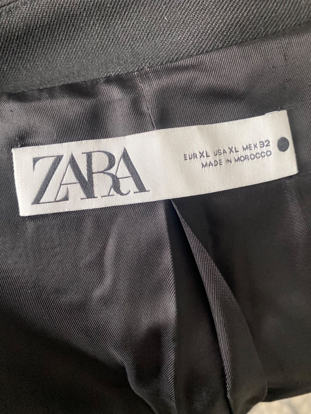 Zara Giacche: ZARA black jacket, size XL – Nuovo (secondo la descrizione) da Safenwil venduto da rgs_tg62 6