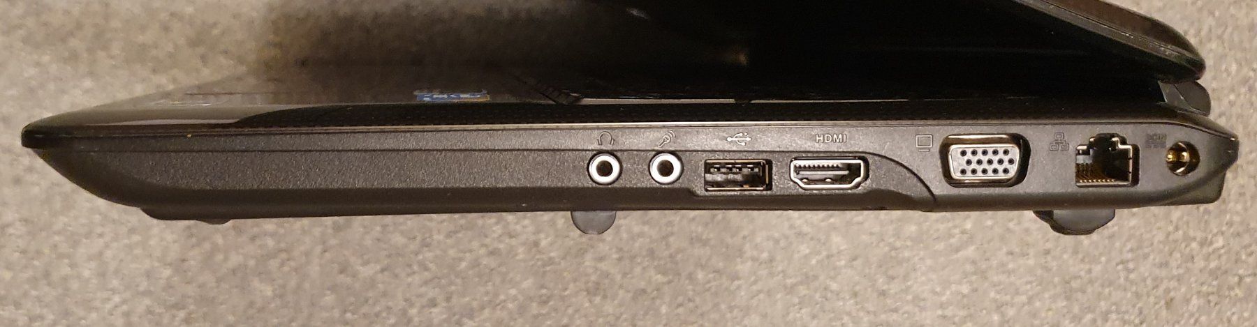 Asus Notebook: ASUS K501D, Linux Mint, Mit Netzteil, Kein Akku – Usato da Winterthur venduto da E-Frosch 3