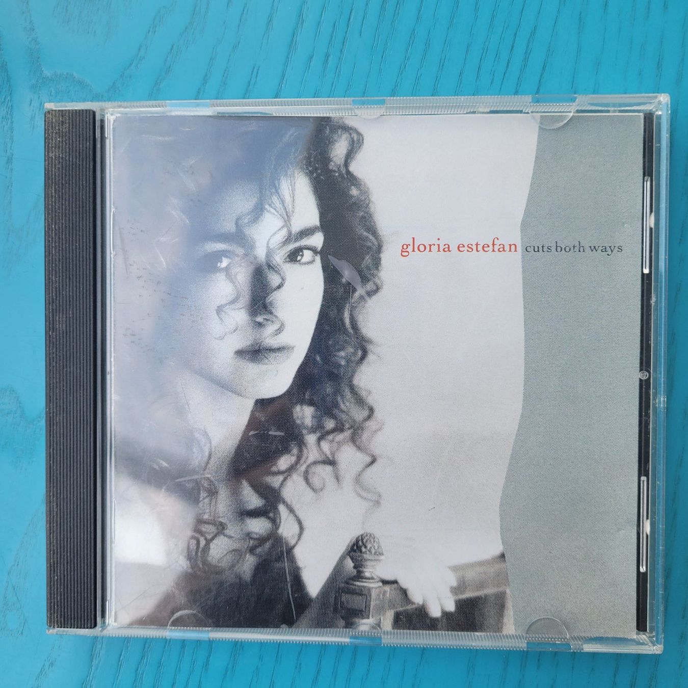 CD: Gloria Estefan- Cuts both ways – Usato da SCHÜBELBACH venduto da CoKaHa