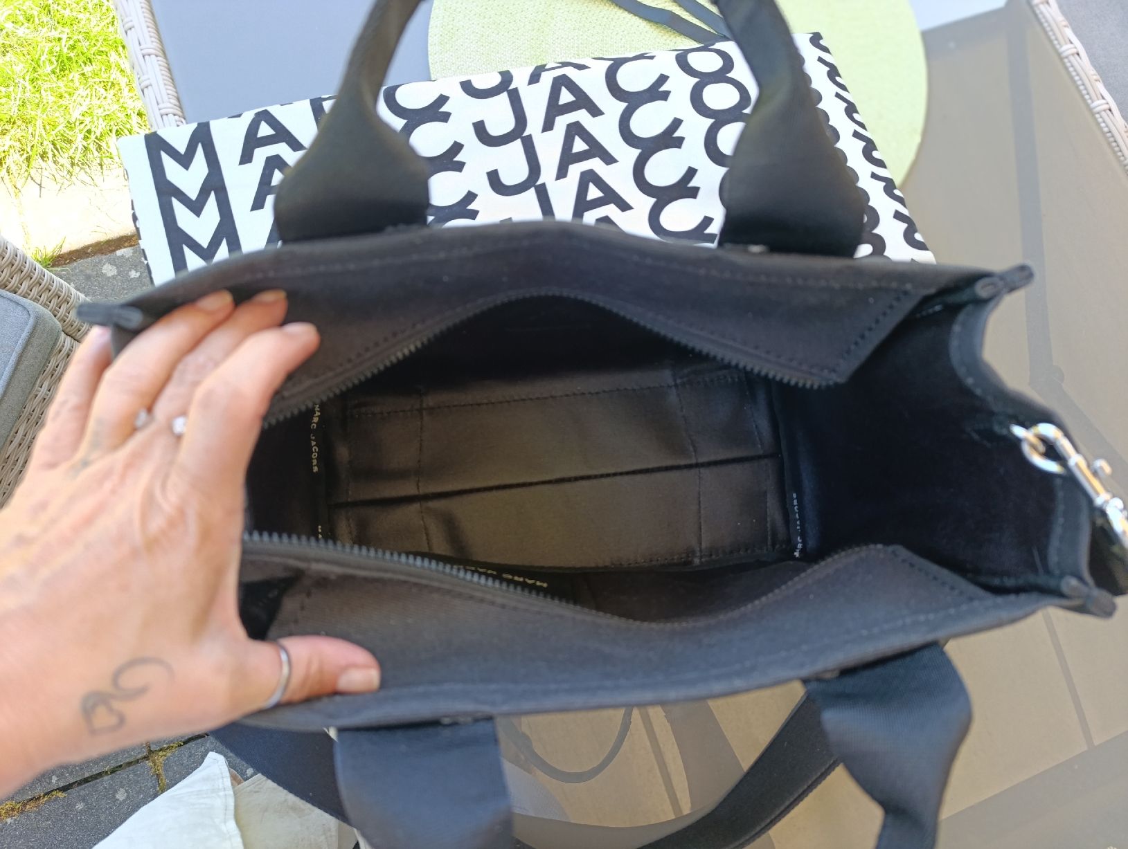 Marc Jacobs Sacs: Schwarze Marc Jacobs Tasche M – D'occasion à Arlesheim par plu_b87r 2