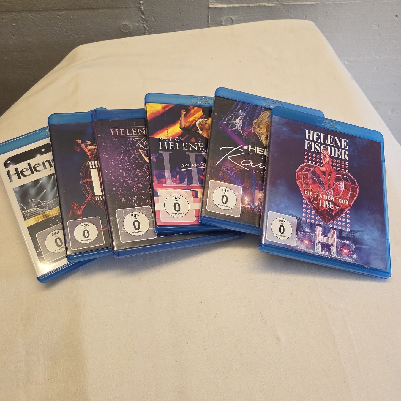 Alle DVDs: 6x Helene Fischer Blu-ray Konzerte – Gebraucht aus Stans von Ducati16