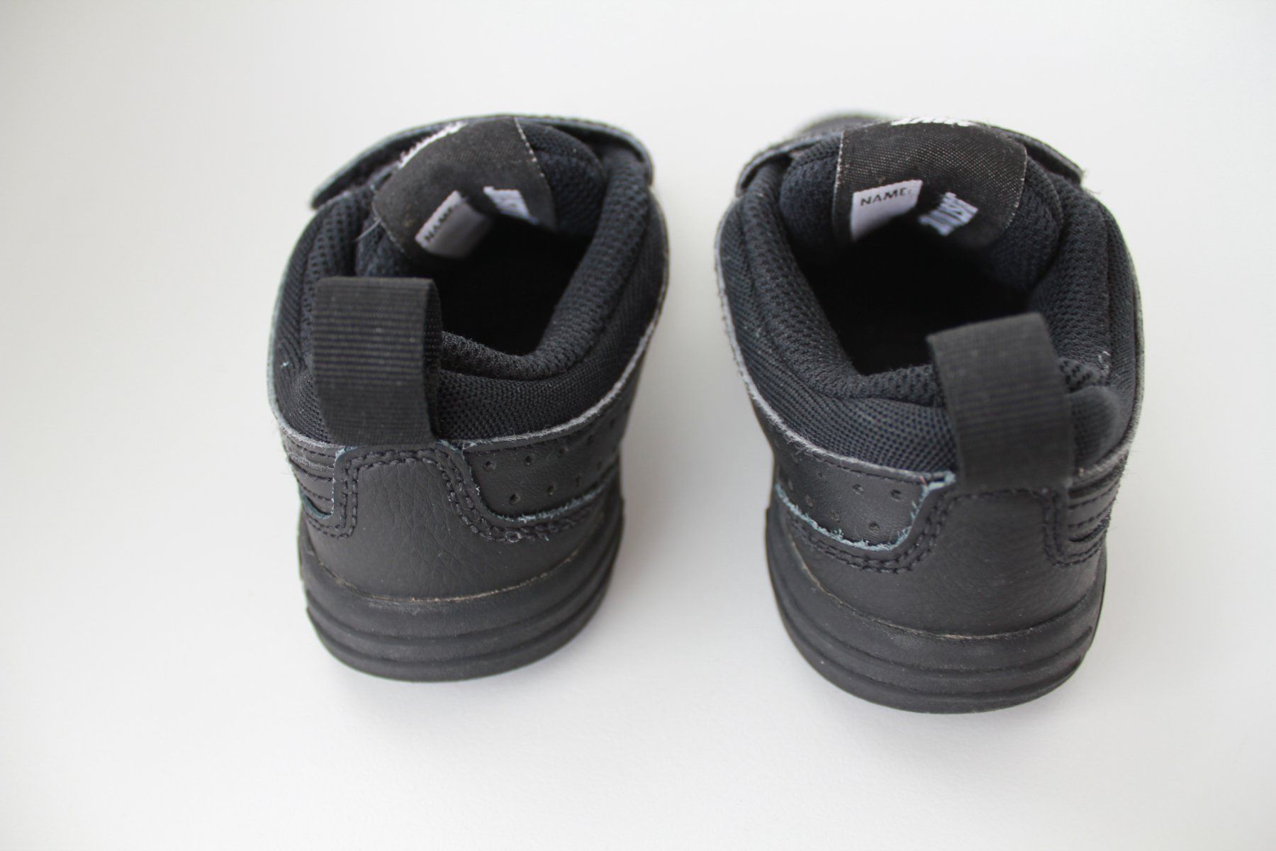 Nike Scarpe per ragazzi: Baskets Nike t. 27.5 – Usato da Peseux venduto da Gilloss 3